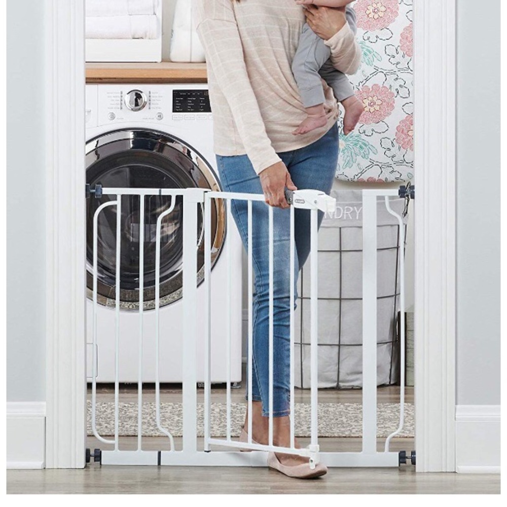 Regalo Easy-Step Baby Gate